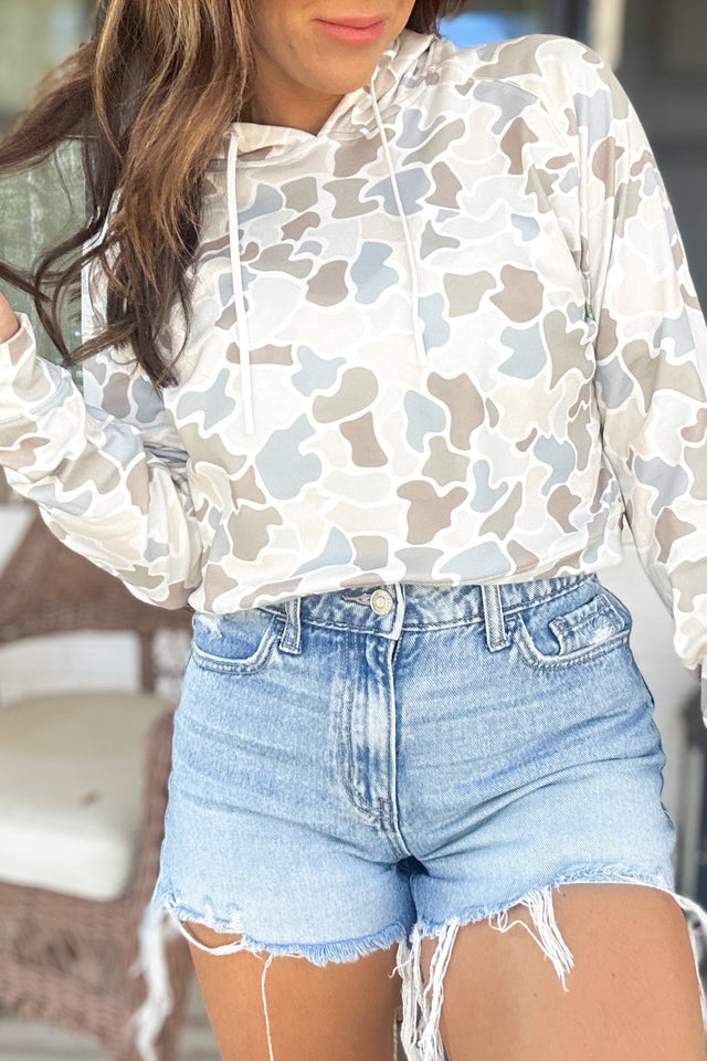 Sweat à Capuche Imprimé Camouflage Beige Relaxed Fit — Confort Urbain & Style Polyvalent